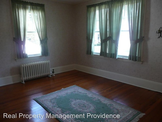 Building Photo - 2 br, 1 bath House - 45 Homestead Ave.