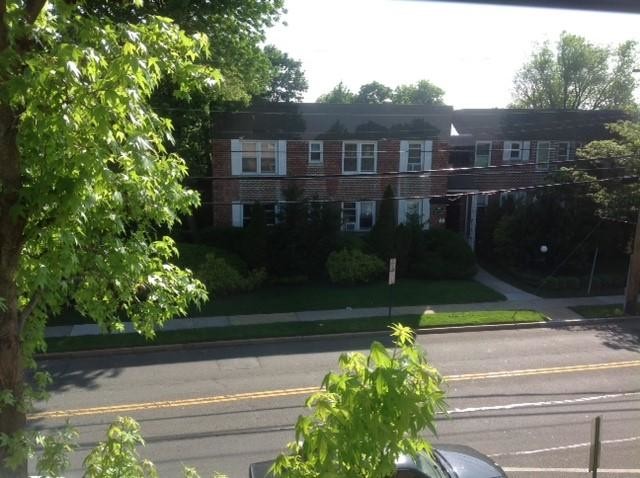 Building Photo - Fairfield Residences At Cedarhurst Park House