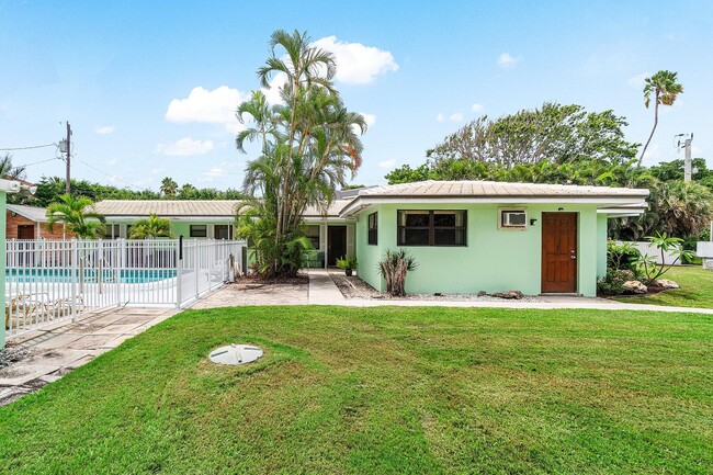 Building Photo - 5615 N Ocean Blvd