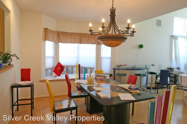Foto del edificio - 3 br, 2.5 bath House - 2099 Wendover Ln.
