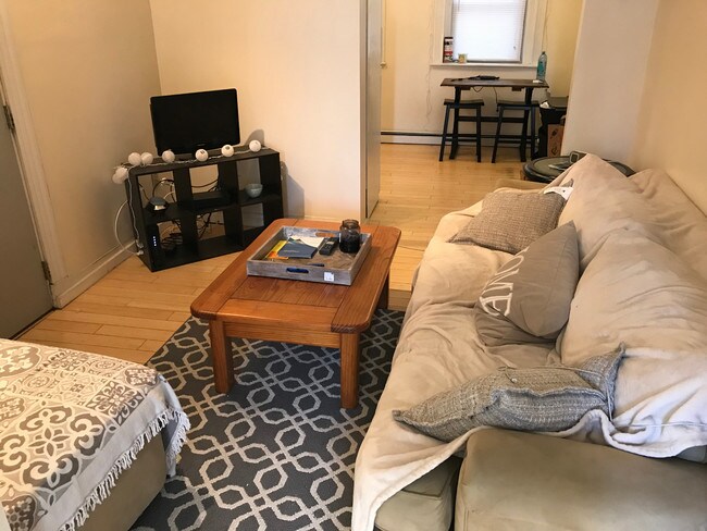 Building Photo - 1645 Commonwealth Ave