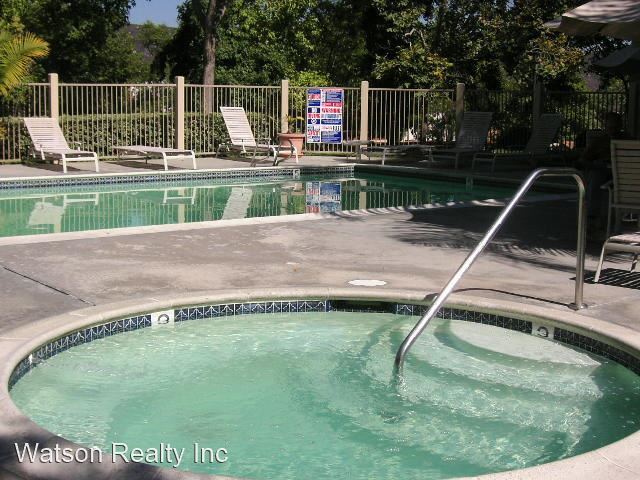 Building Photo - 2 br, 2 bath House - 10343 Azuaga St #72