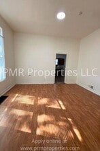 Building Photo - 122 Platner St