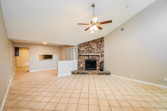 Foto del edificio - 1442 Classic Oak Ct