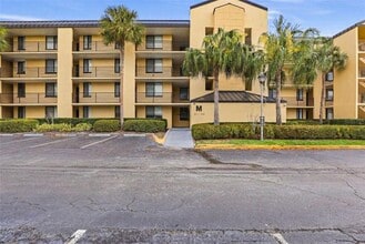 Building Photo - 2424 W Tampa Bay Blvd