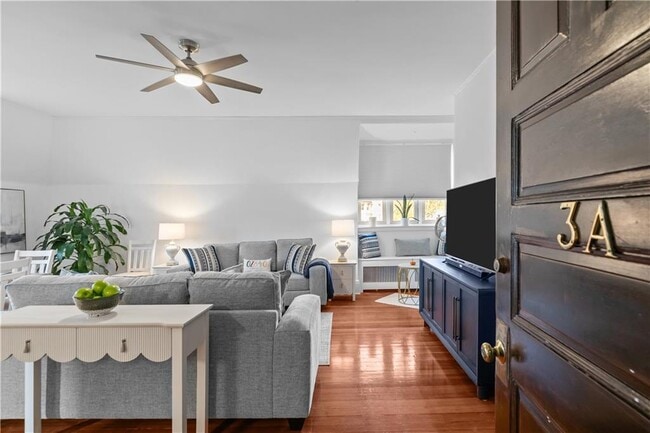 Foto del edificio - 434 Bellevue Ave