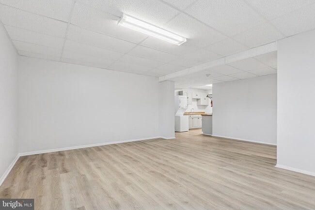 Foto del edificio - 7301 Coventry Ave