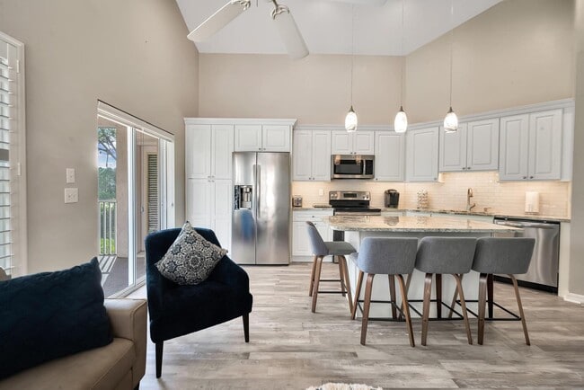 Building Photo - 9865 Perfect Dr