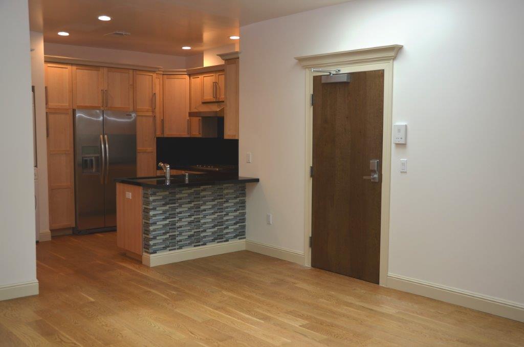 Kitchen and Entry - 4090 Piedmont Ave