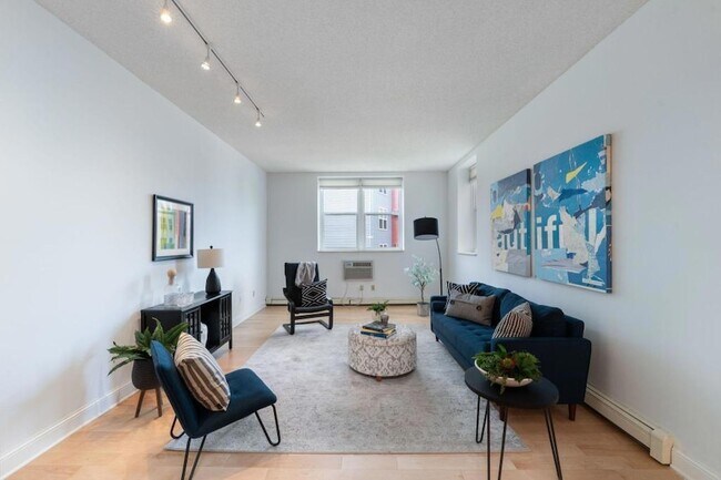 Foto del edificio - 215 7th St NE