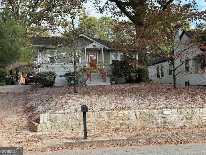 Primary Photo - 1230 Woodland Ave SE