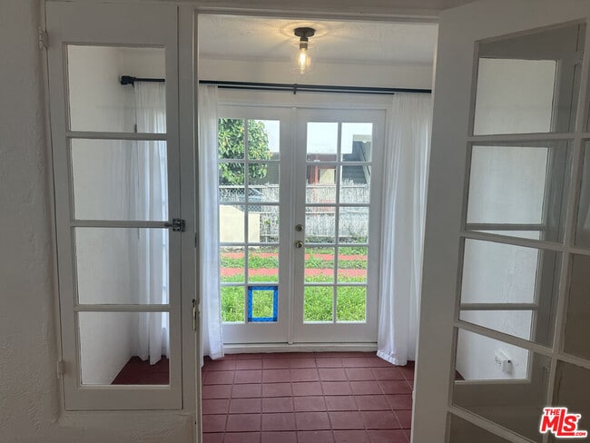 Foto del edificio - 1450 S Wooster St