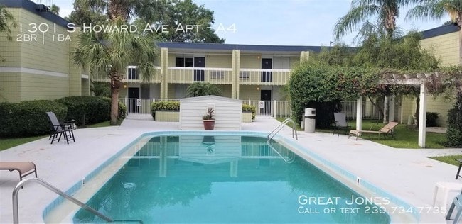 Building Photo - Charming  2/1 CONDO IN THE SOHO DISTRICT!!!