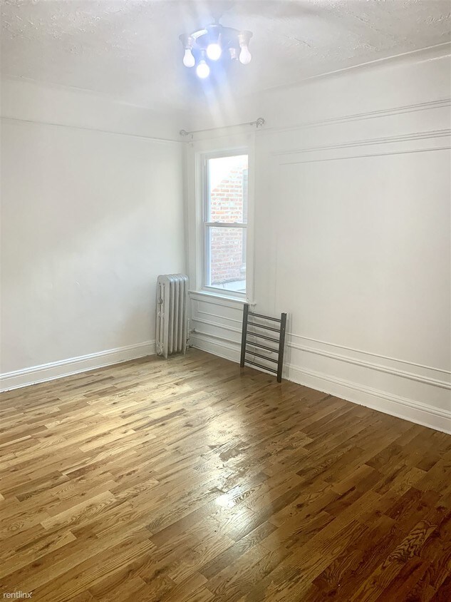 2 br, 1 bath - 3518 Church Ave - 2 br, 1 bath  - 3518 Church Ave
