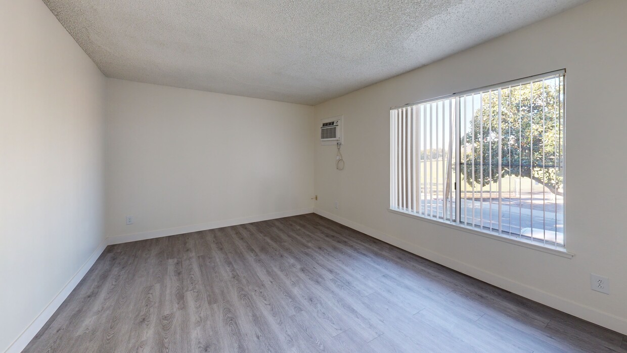 Photo - Springbrook Park Apartments