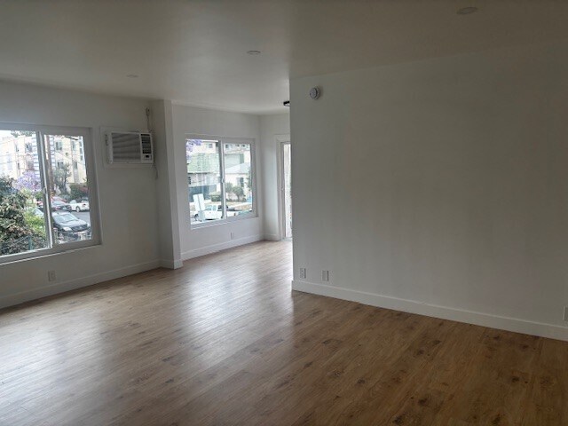 Foto del edificio - 5322 Virginia Ave