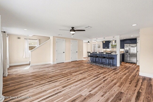 Building Photo - 1280 N Hwy A1A