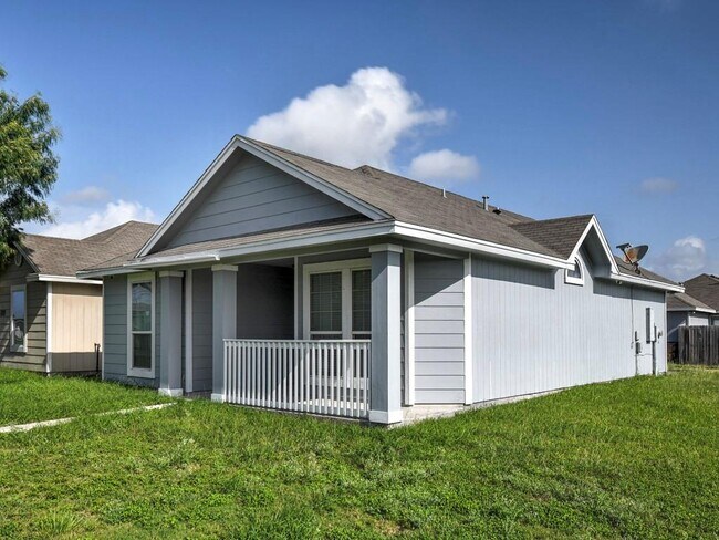 Building Photo - 3635 WL Breeding Dr