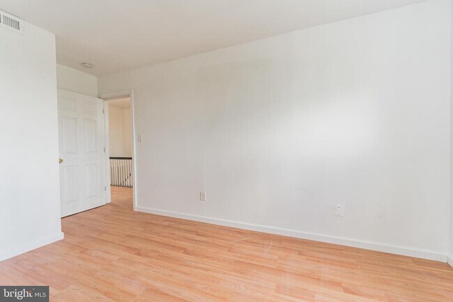 Building Photo - 1310 N Ellwood Ave