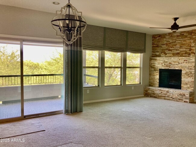 Building Photo - 33575 N Dove Lakes Dr