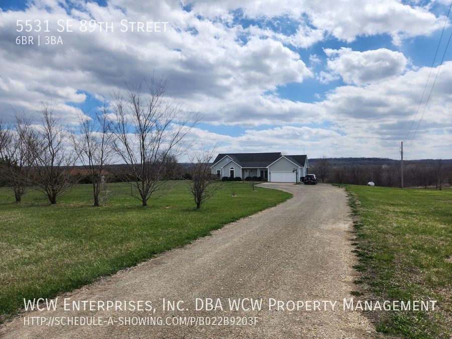 Primary Photo - New price! Enjoy country living and seclus...