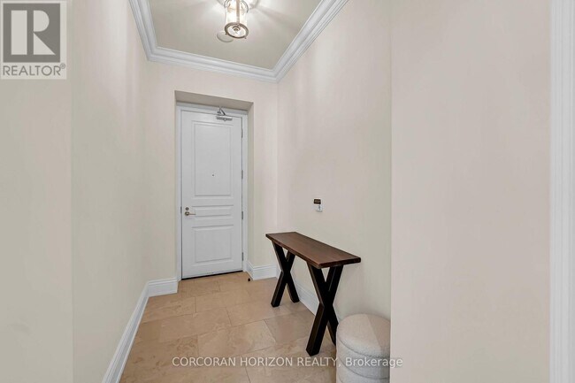 Photo du bâtiment - 183 Wellington St W