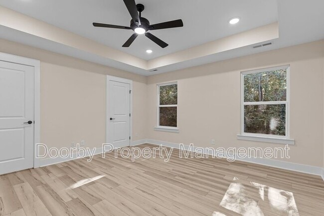 Building Photo - 432 Wayne Ave