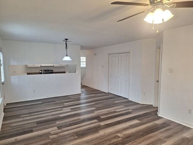 Foto del edificio - 2621 Lee Ave