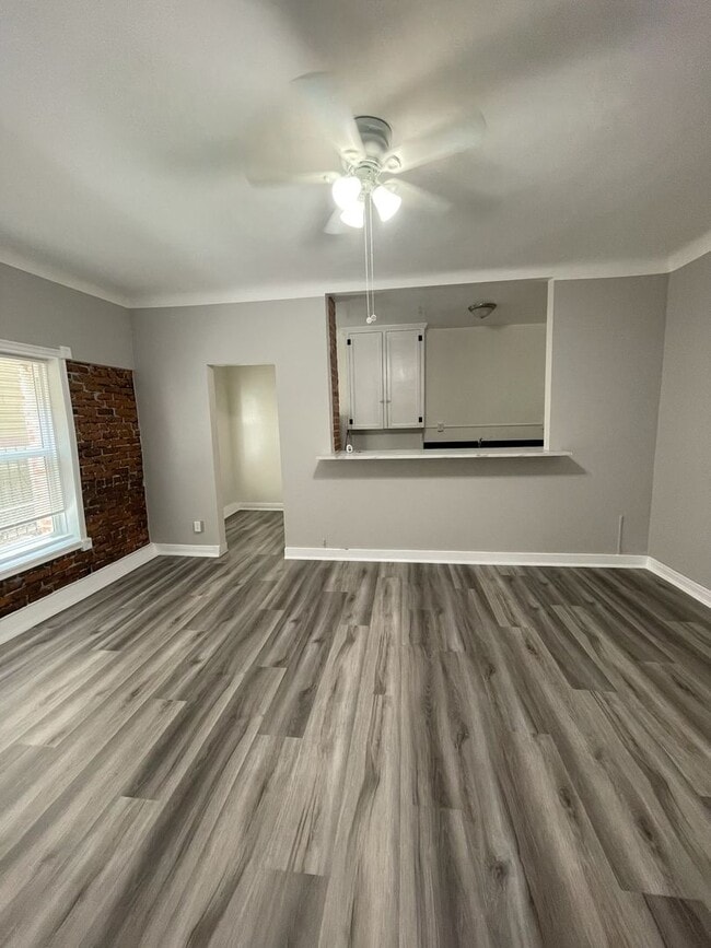 Building Photo - STUDIO $1495 LOS FELIZ HARDWOODS EXPOSED B...