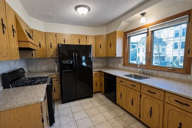 Building Photo - 198 Washington St