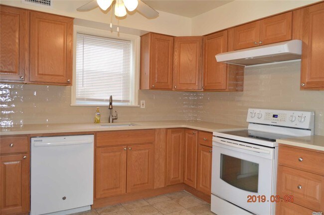 Building Photo - 67 Orchard Beach Blvd