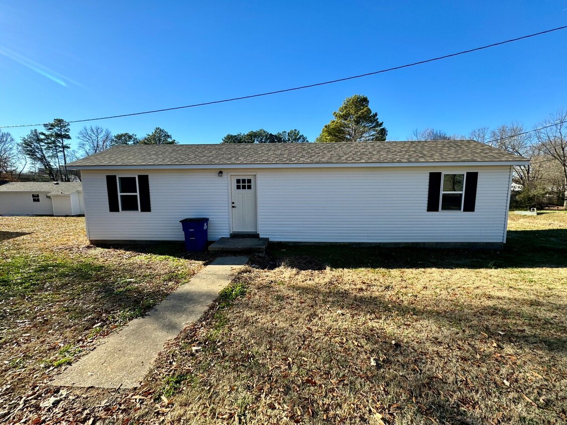 Primary Photo - Beautifully Renovated Tiny Home!