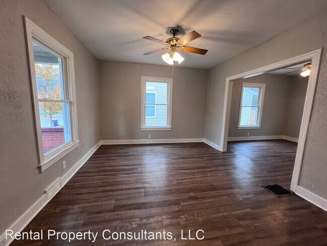 Building Photo - 3 br, 1 bath House - 1027 Sherman St SE