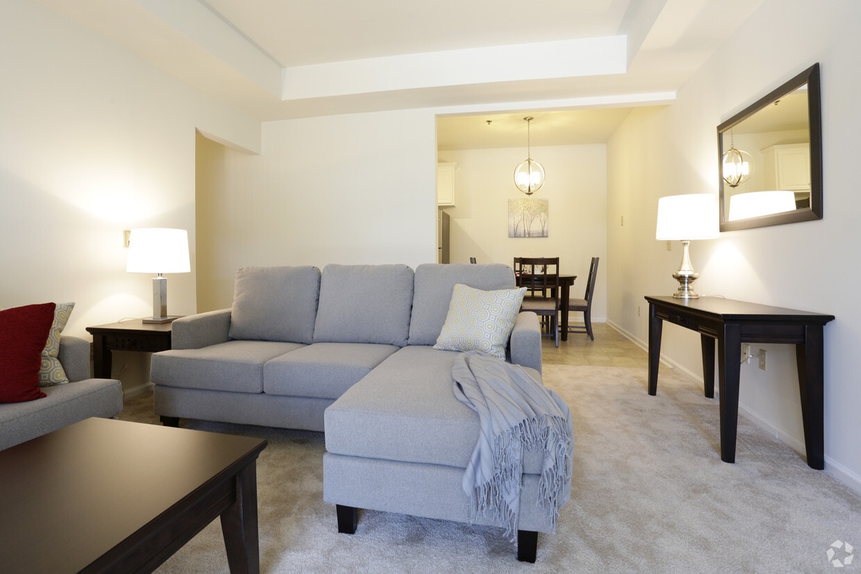 Henderson Square Luxury Apartments Apartments in King Of Prussia, PA