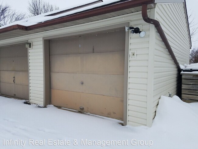 Foto del edificio - 2 br, 1 bath House - 3613 10th Ln NW #7
