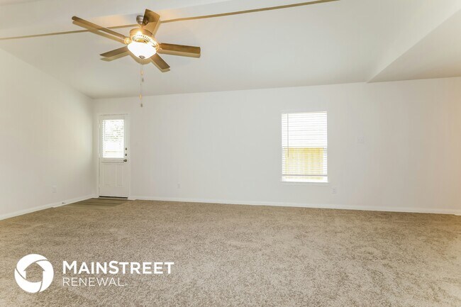 Building Photo - 26869 Steinbeck Dr