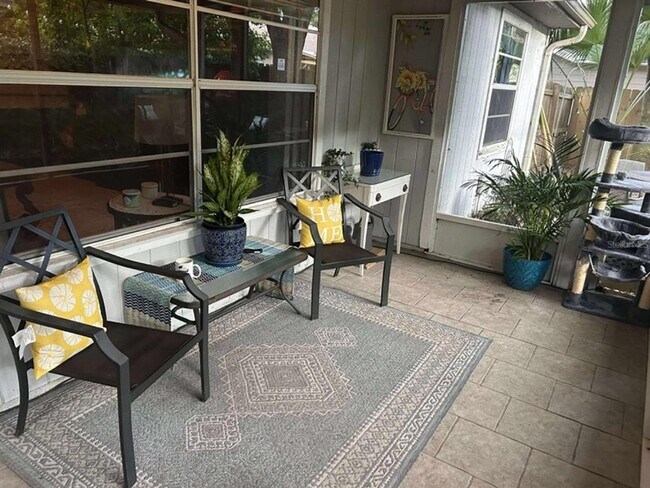 Foto del edificio - 4022 NW 34th Ter