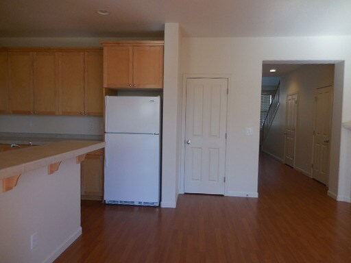 Foto del edificio - Great 3 bedroom - King City Pet friendly h...