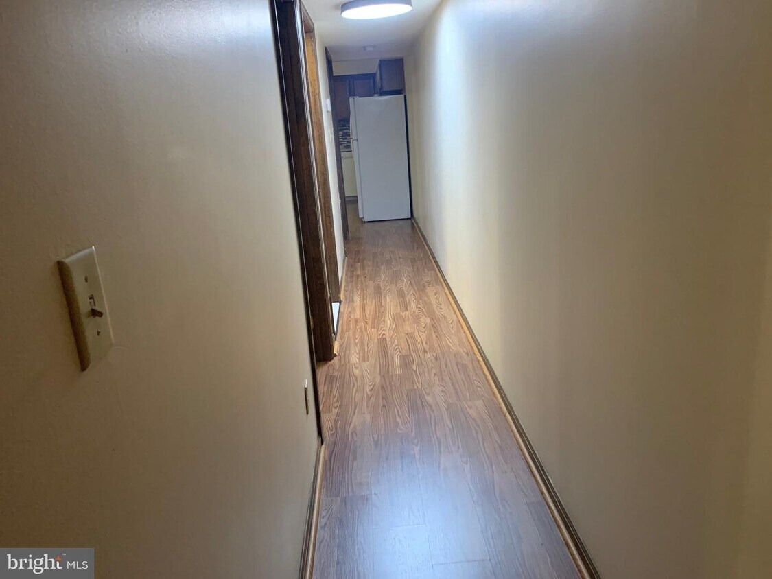 1439 Vista St, Philadelphia, PA 19111 Room for Rent in Philadelphia