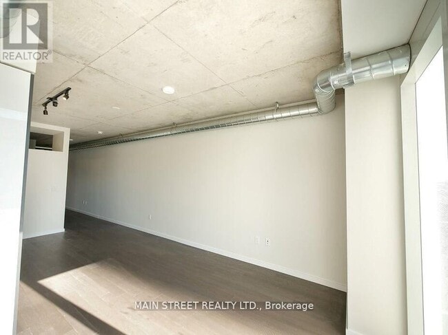 Photo du bâtiment - 170 Bayview Ave