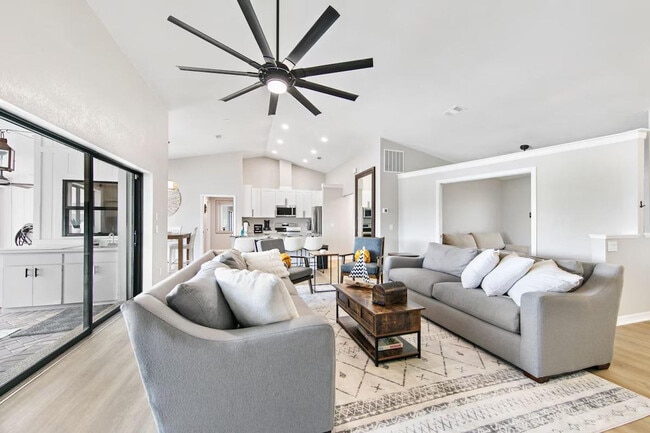 Building Photo - 27 Bunker Terrace