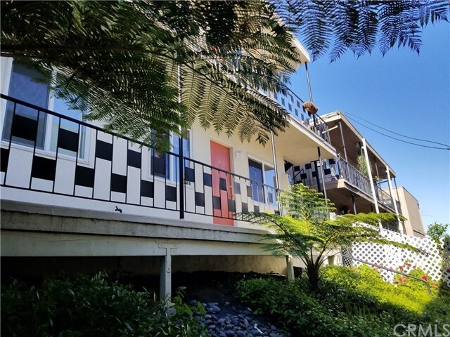 Primary Photo - 1310 N El Camino Real