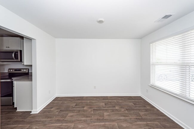 Foto del edificio - 715 Hilchot Dr