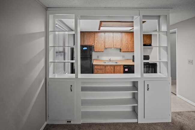 Foto del edificio - 9537 Olde Woods Dr