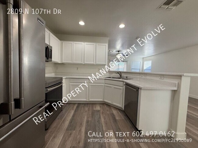 Building Photo - 2809 N 107th Dr