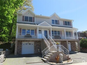 Building Photo - 66 Dartmouth Ave