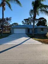 Building Photo - 2271 SE Shipping Rd