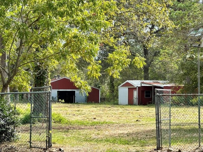 Building Photo - 5122 Sjolander Rd