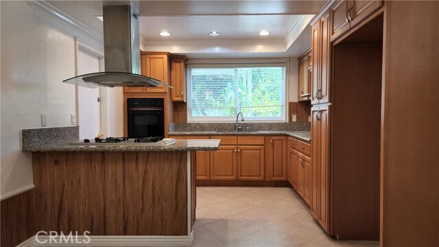Foto del edificio - 9585 Carnation Ave