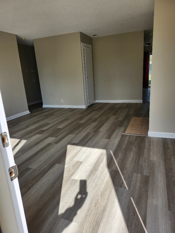 Building Photo - 706 Preferred Ln